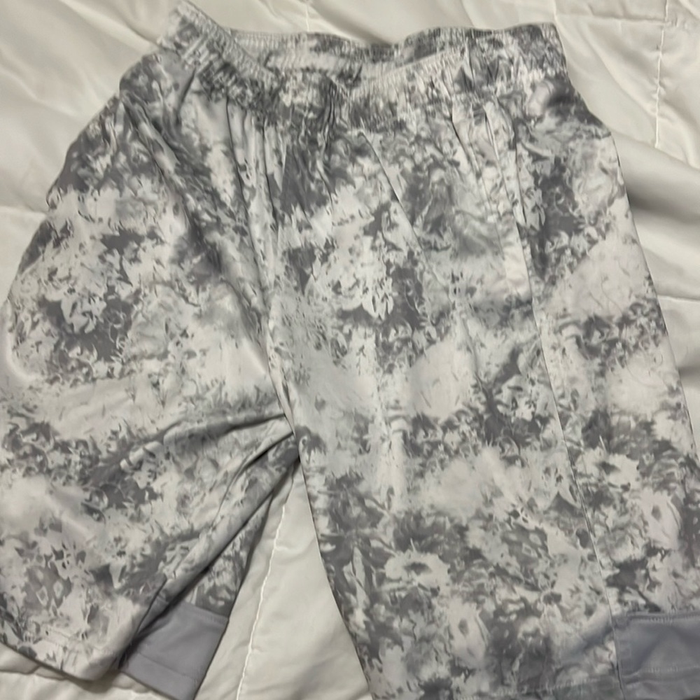 Boys Under Armour shorts